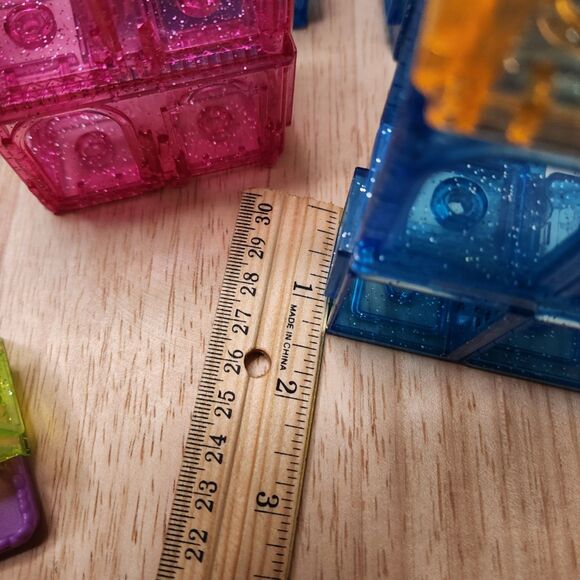 Shopkins Connector Cubes + Pet Carrier – Pretend Play Toy Lot - Picture 9 of 9